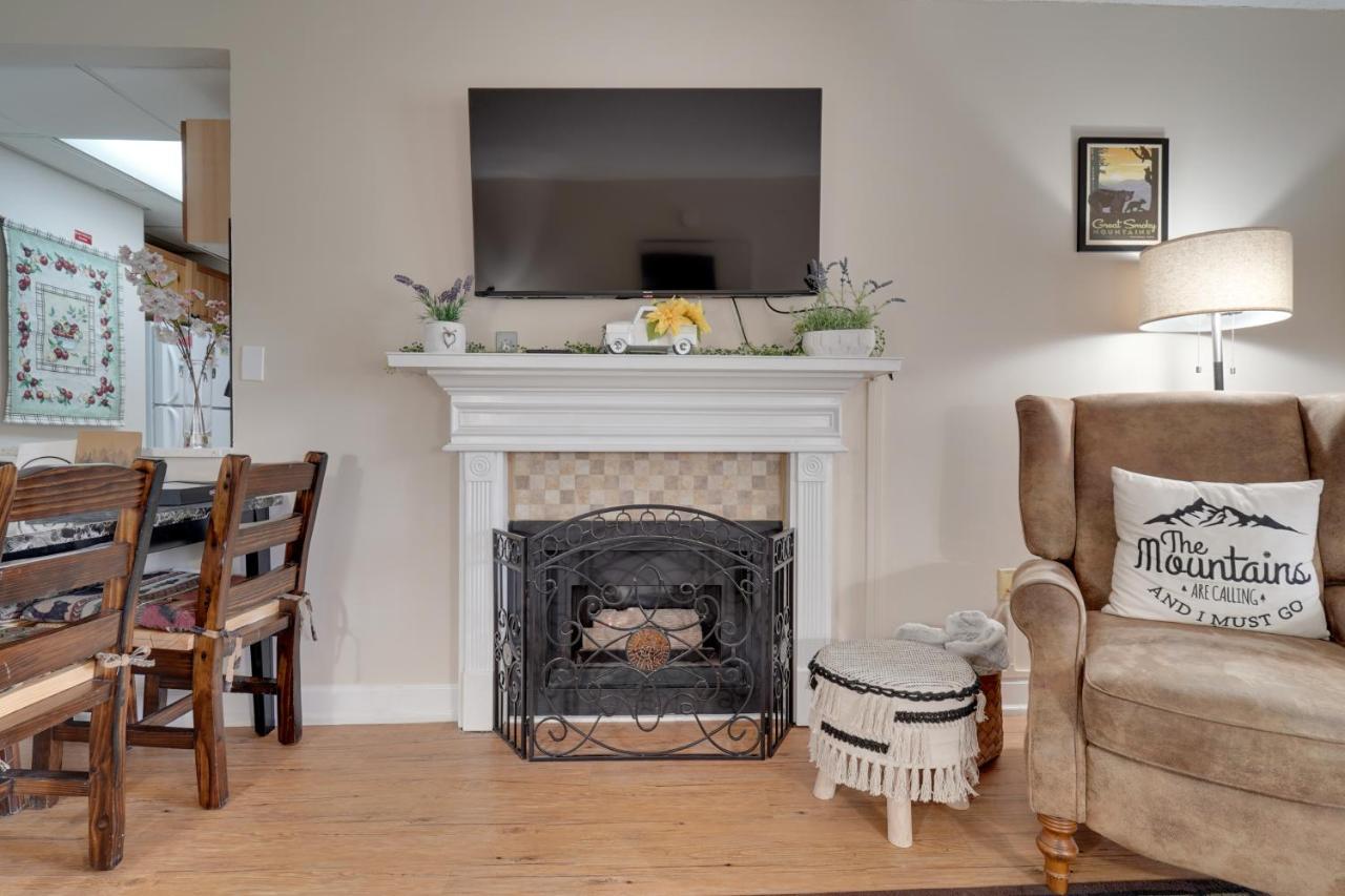 Gatlinburg Condo With Mountain Views And Pool Access 외부 사진